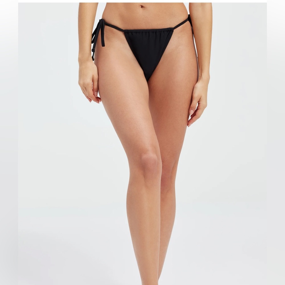 Good American Tiny Ties String Bottom Bikini size 3 (large) NWT